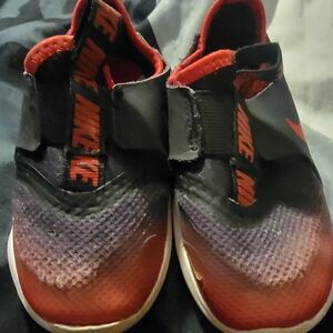 Nike Toddler Red and Black Shoes